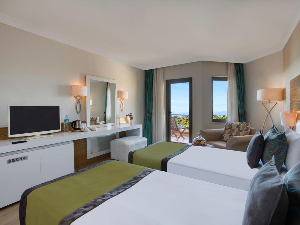 Asteria family hotel